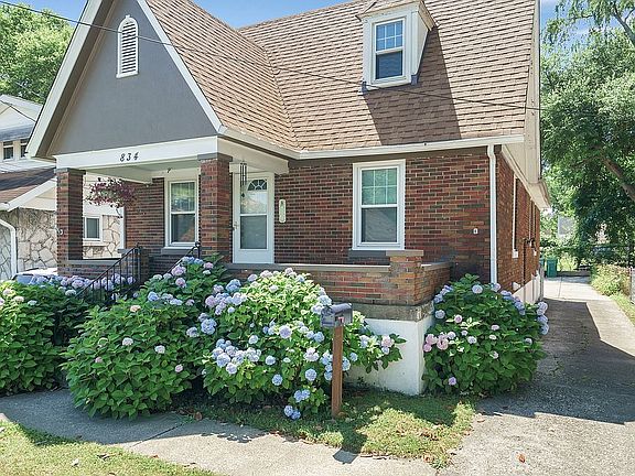 2nd image of 834 Melford Ave