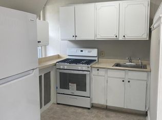 816 N 63rd St #3R, Philadelphia, PA 19151