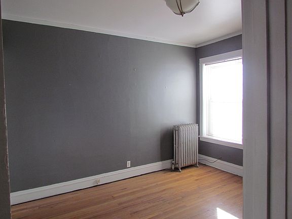 2nd image of 5406 N Ashland Ave #1