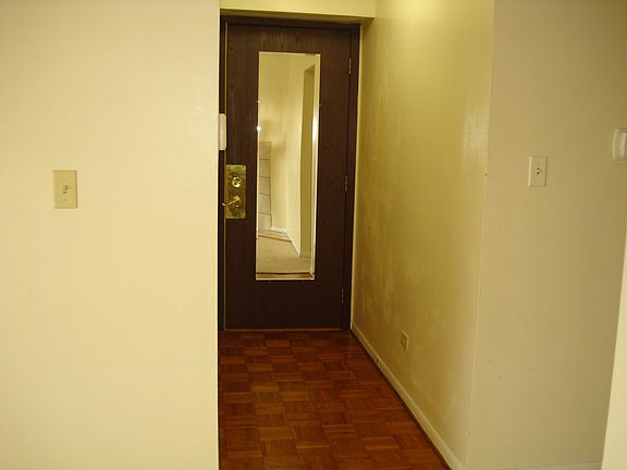 4th image of 1021 Buccaneer Dr APT 4-06