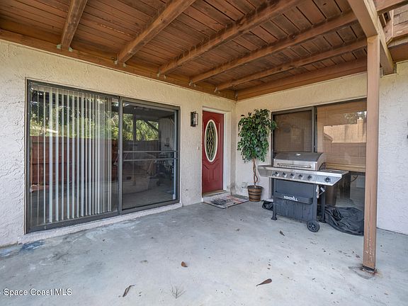 3rd image of 1660 S Park Ave