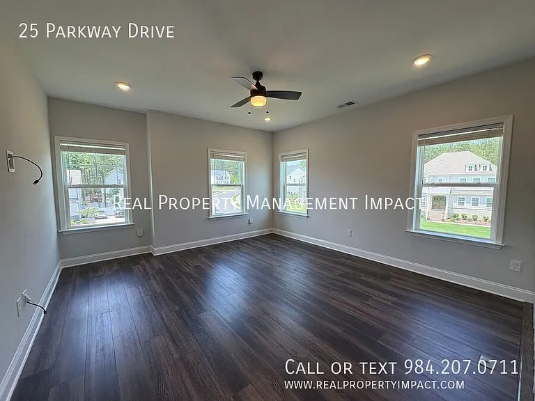 25 Parkway Dr — Photo 45