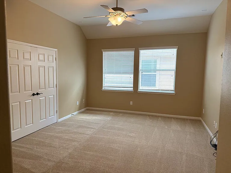 10207 White Pines Dr — Photo 24