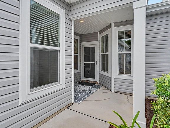 3rd image of 4032 Taranto Loop #C