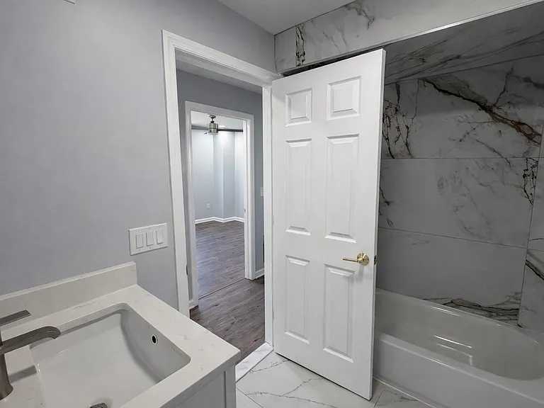95 19th Ave #1 — Photo 8
