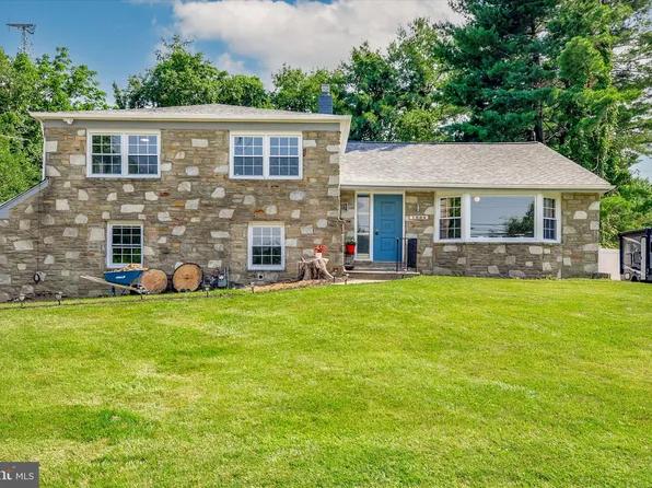1008 Summit Ln, Oreland, PA 19075