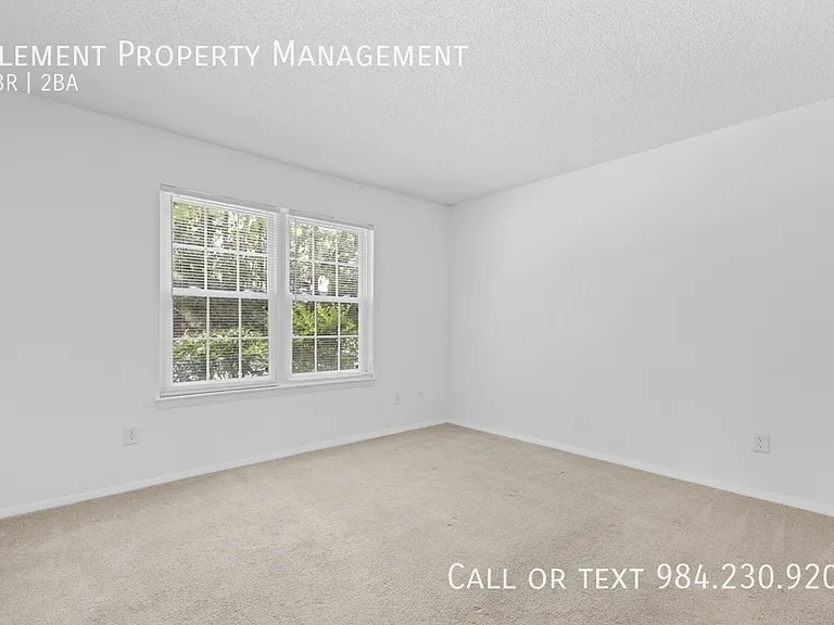 1208 Manassas Ct #A — Photo 12