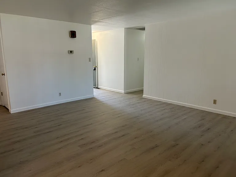 3072 Meadowlands Dr — Photo 8
