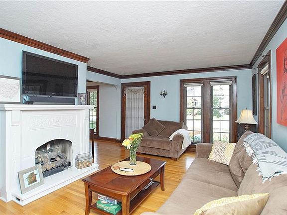 4th image of 1219 Elbur Ave