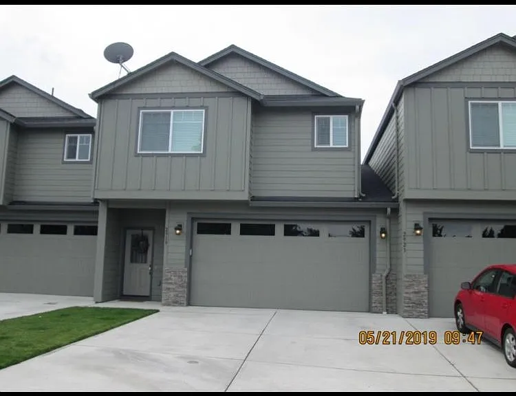 2919 NW 117th Cir — Photo 1