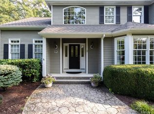 9 Clapboard Ridge Rd, Sandy Hook, CT 06482