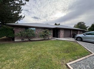 1312 S 16th Ave #B, Yakima, WA 98902
