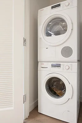 Rented by HCO NY | media 15