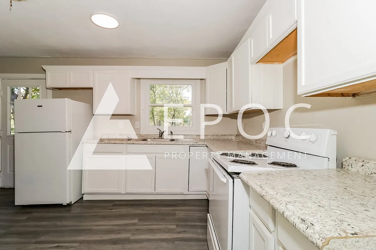 1821 S 57th St — Photo 3