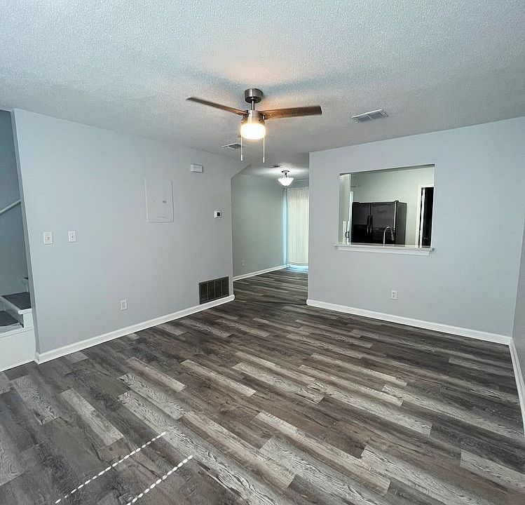 1st image of 710 Legion Dr Unit G4