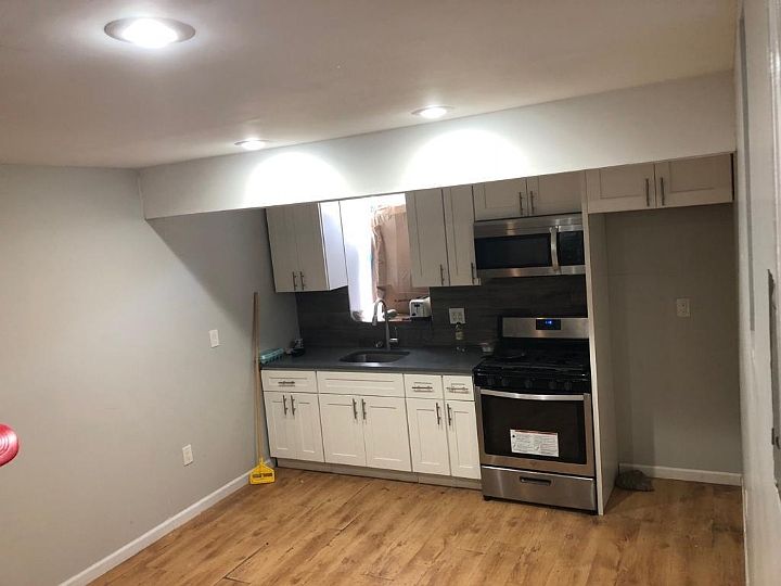 1st image of 2348 University Ave
