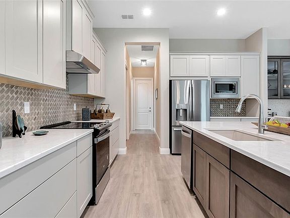 5th image of 4049 Pinnacle Pl