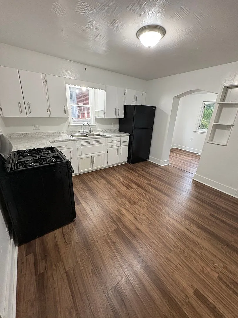 3 Bedroom 1 Bath Single Family House in North Pittsburgh's Floreffe Neighborhood — Photo 4