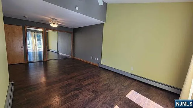 426 Grace Ave — Photo 9
