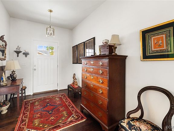 5th image of 7221 Shenfield Ave