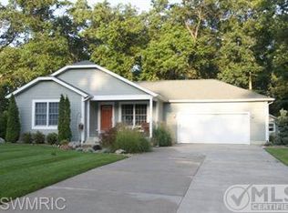 6577 Black Hawk Ln, Twin Lake, MI