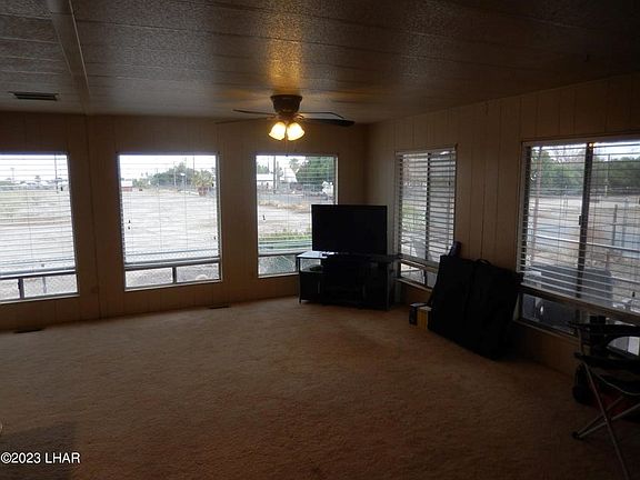 3rd image of 64643 Harcuvar Dr