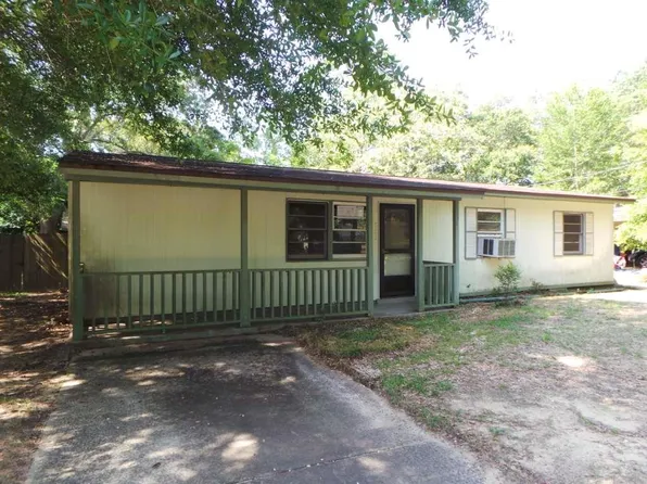 5636 Ventura Ln, Pensacola, FL 32526