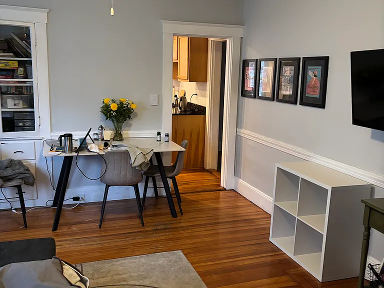 23 Gould St #1 — Photo 2