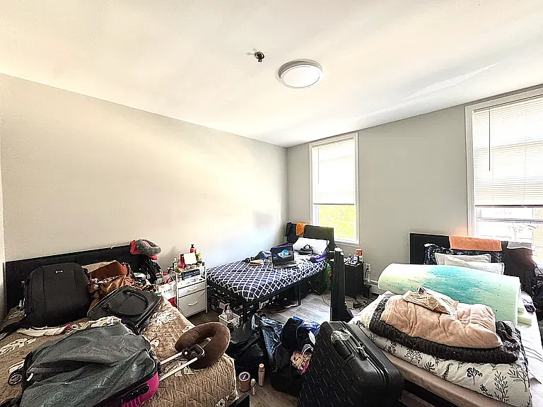 93 Franklin St #3R — Photo 4