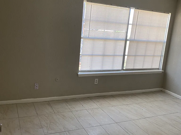 3413 Lantern Ln — Photo 31