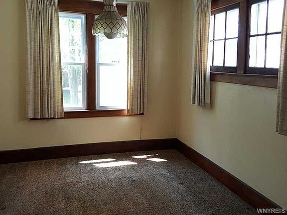 5th image of 334 Hamilton Blvd