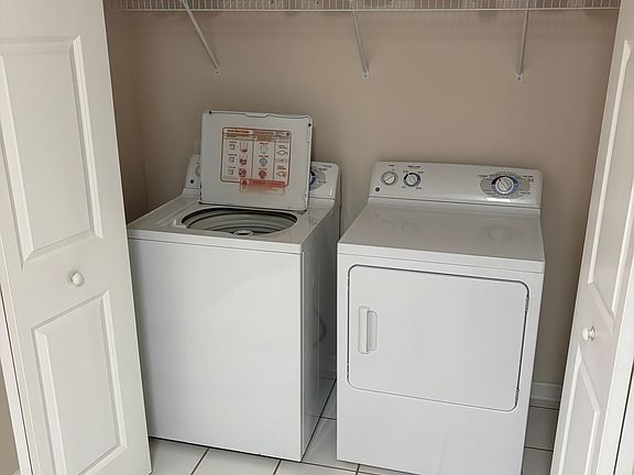 Laundry closet; appliances included