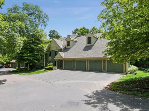 15735 26th Ave N APT B, Plymouth, MN 55447
