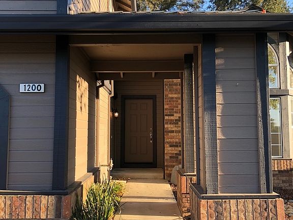2nd image of 1200 Zinfandel Dr