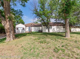1015 S 2nd St, Texhoma, TX 73960