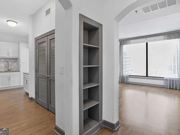 4th image of 3445 Stratford Rd NE APT 2604