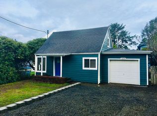 1605 NW 26th St, Lincoln City, OR 97367
