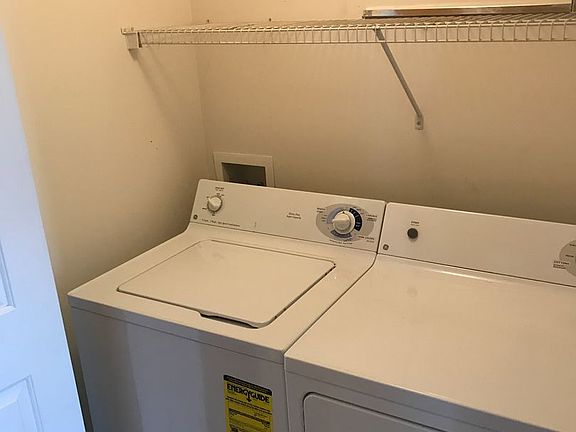3rd image of 7716 Royal Park Ln