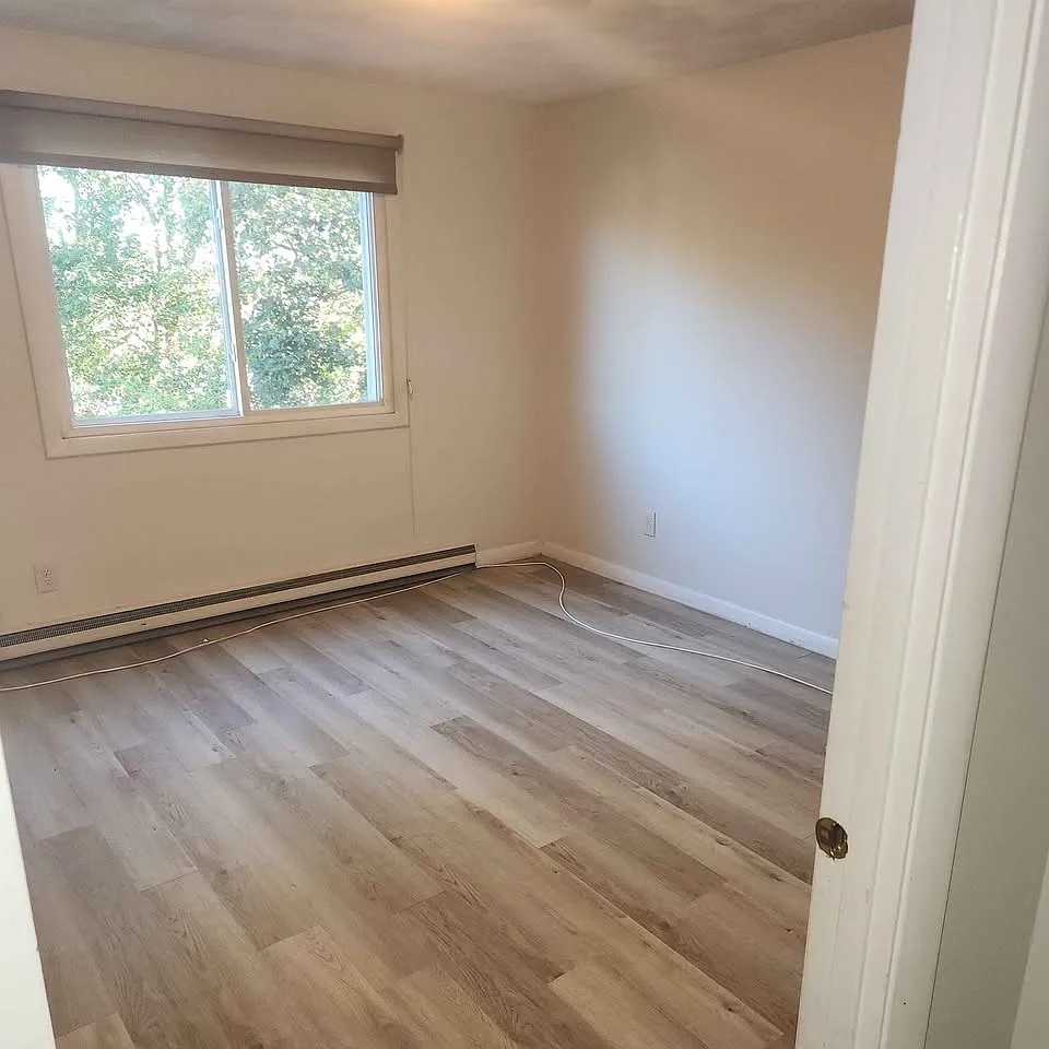 2 bed, 784 sqft, $1,900 — Photo 3