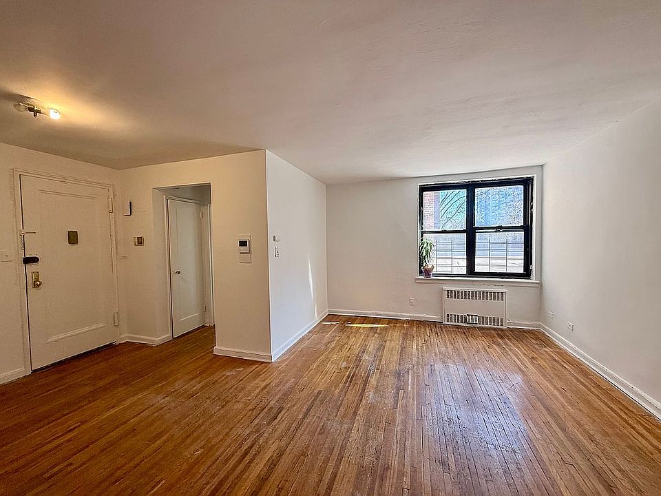 1st image of 112-50 Northern Blvd #1A