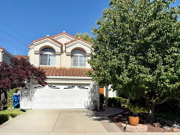 272 Edgewater Dr, Milpitas, CA 95035