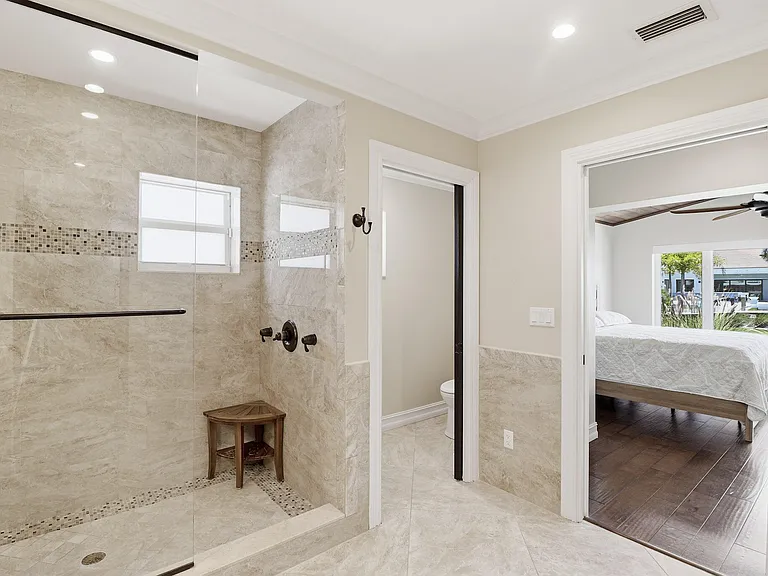16 Leeward Cir — Photo 22