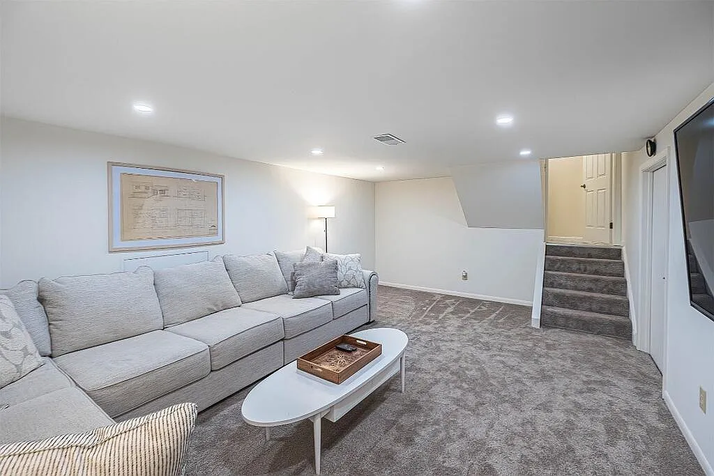 3 bed, 1167 sqft, $800 — Photo 4