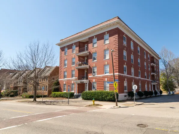 819 Colonial