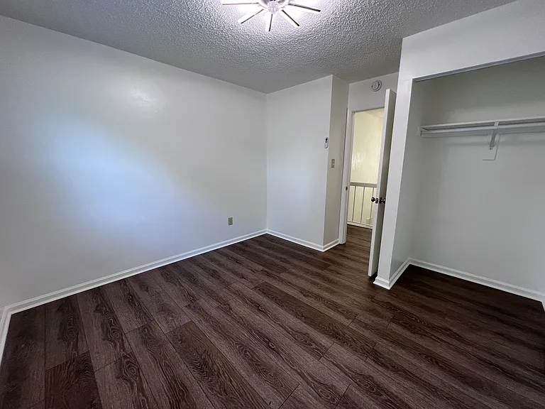 874 Jamestown Landing Rd — Photo 25
