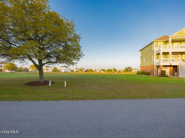 307 Kensington Pl #196, Newport, NC 28570