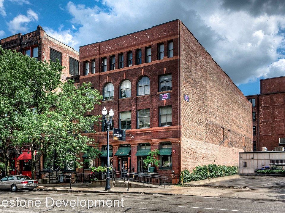 1st image of 1115 Harney St APT 1