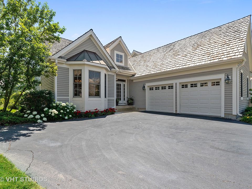 1st image of 165 S Newport Ct