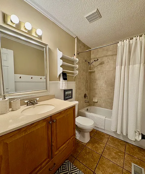 25 S 11th St #31 — Photo 12
