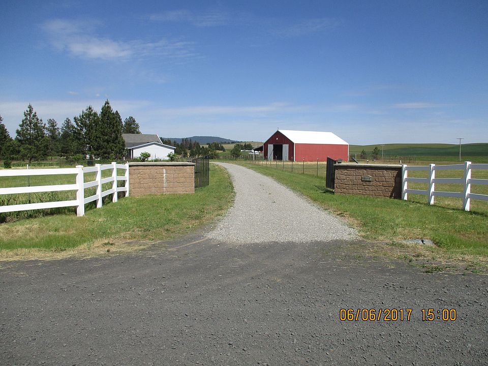 Entrance to 15111 Dunn Road